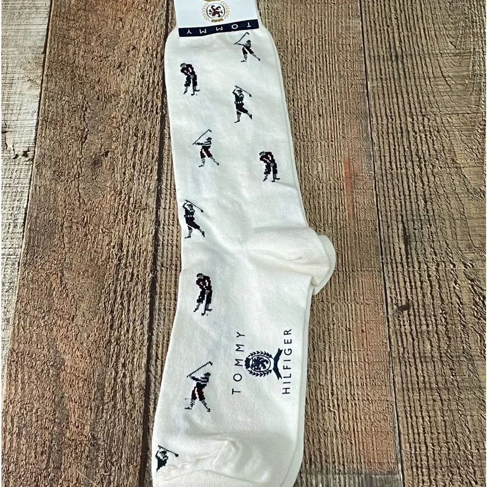 vintage tommy hilfiger golf socks.
New with tags